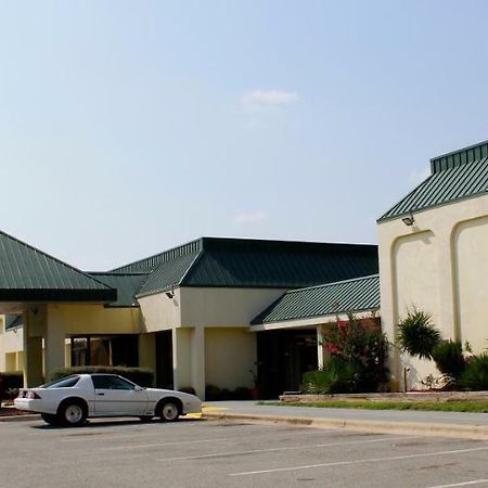 Red Carpet Inn Kinston Exterior foto